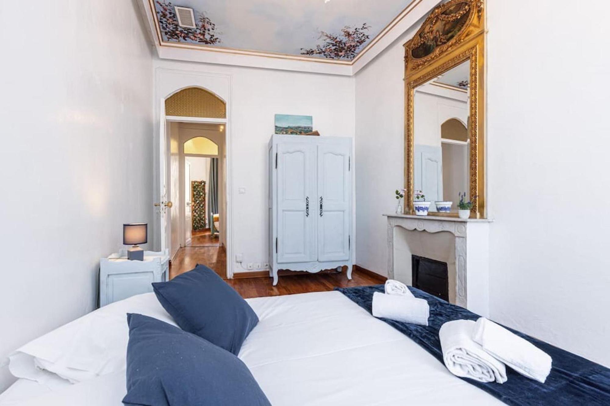 Appartamento Risso - Comfortable 3 Bedrooms With Balcony